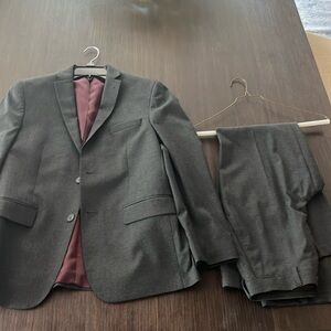 Joseph Abboud teen boy suit, sz 18
